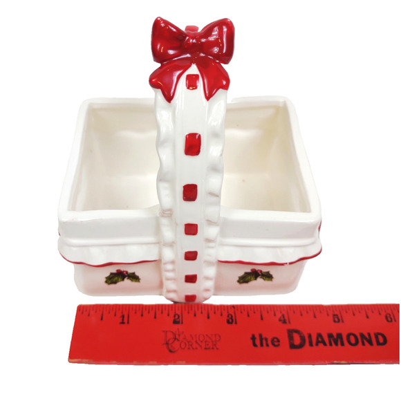 VTG Lefton Ceramic Holly Berry Christmas Basket Candy Dish Red Bow Hand Painted - Picture 3 of 7